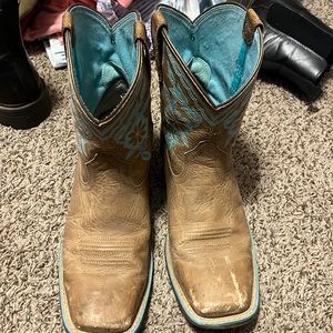 Ariat Cowboy boots